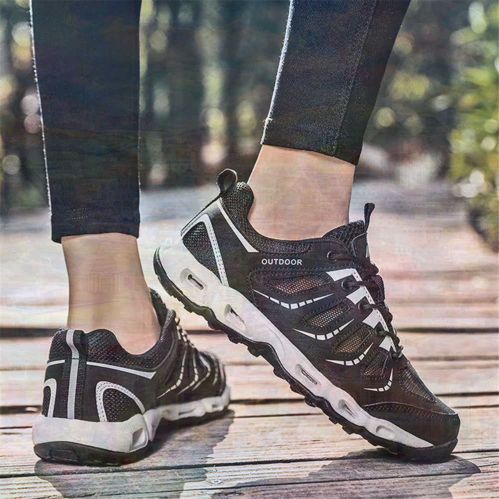 Sumer Round Tip Silver Sneaker - огляд і ціна Women Fashion Dress Names