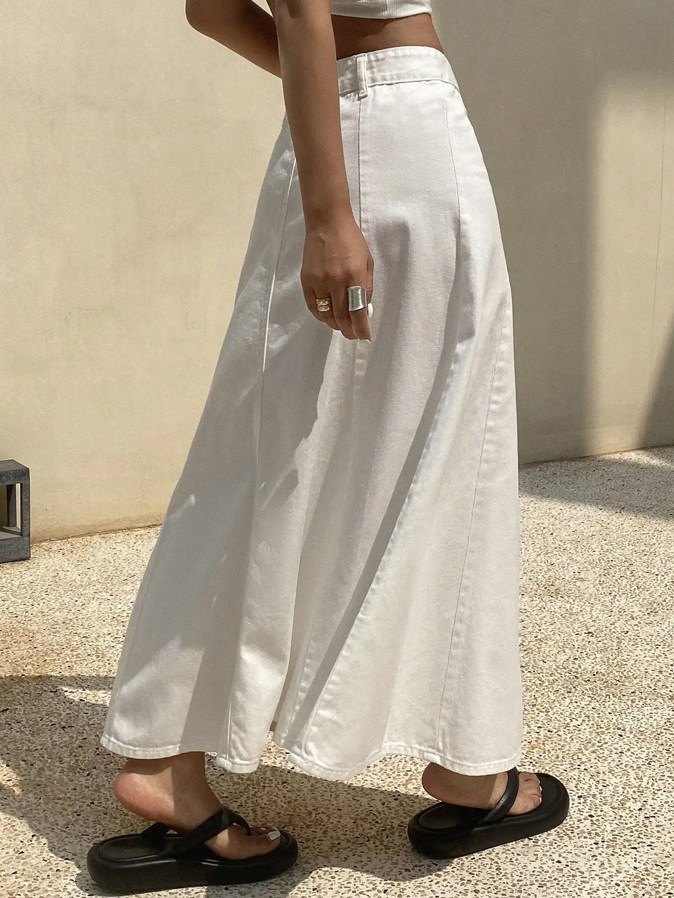 White A-Line Denim Midi Skirt  - огляд і ціна A-Line Skirt Midi