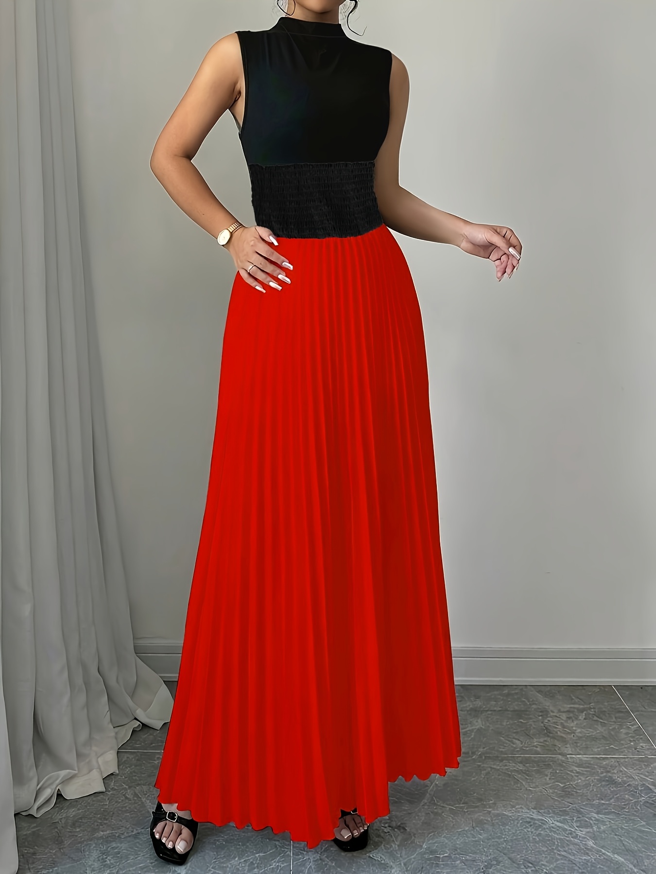Women's Sleeveless Mock Neck M - огляд і ціна Smocked Dress Women